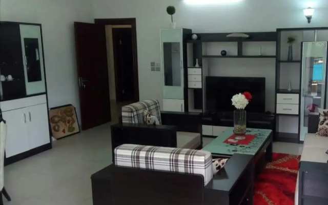 Bibiche House