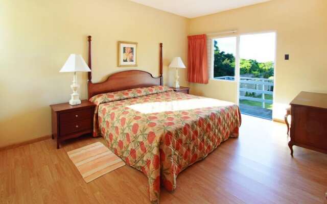 Miramar Villas, 6br by Jamaican Treasures