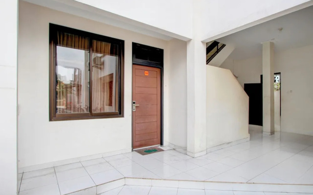 OYO 94756 23 Residence