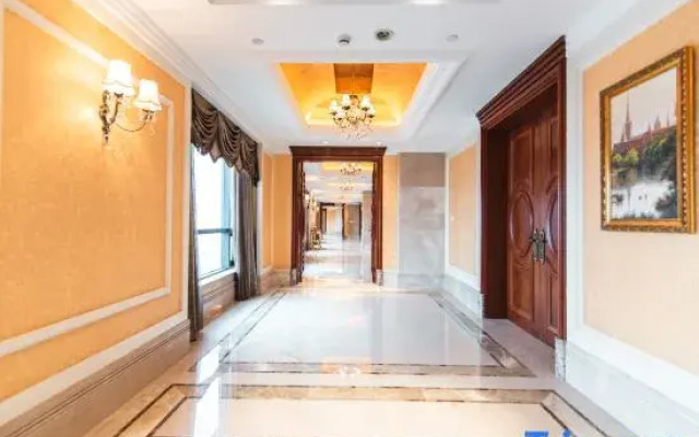Phoenix International Hotel