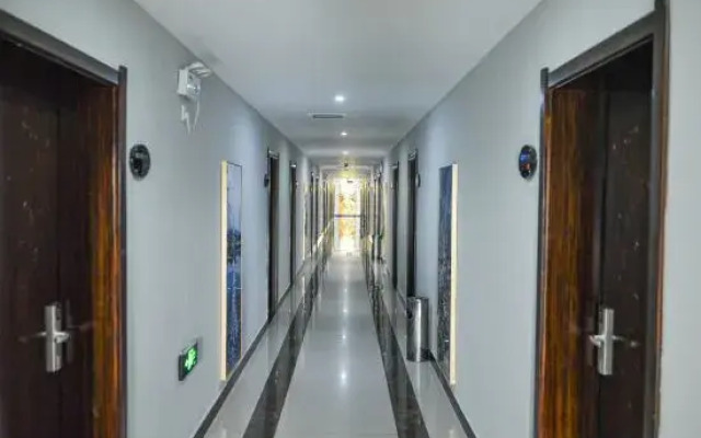 Yijiaqin Hotel