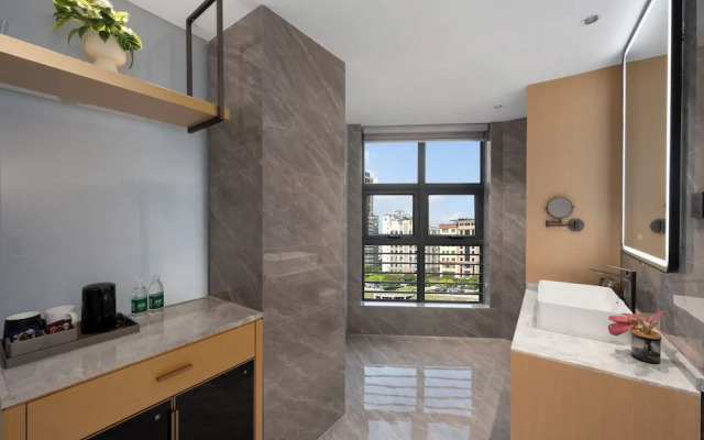 Poltton International Apartment Huiyang