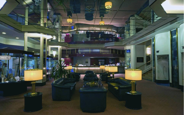 Maritim Halle