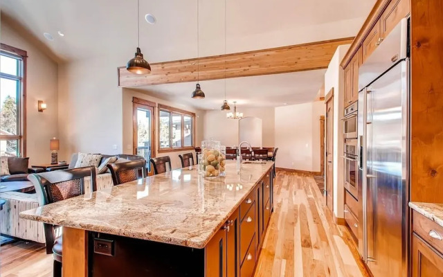 Riverwood 4 Bedroom Home by RedAwning