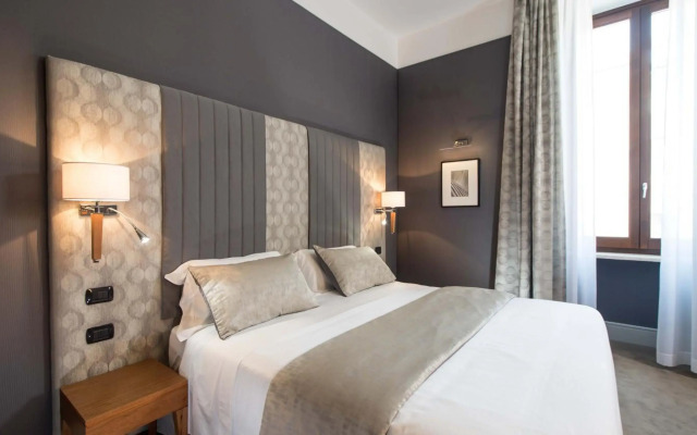 Phoenix Hotel