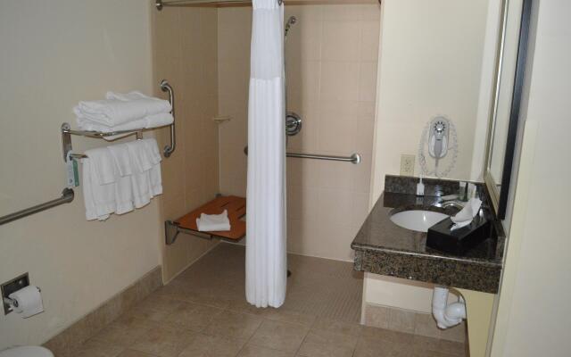 Staybridge Suites Milwaukee West-Oconomowoc by IHG