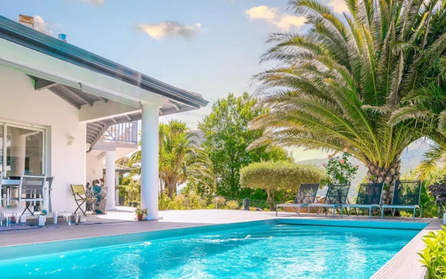 Maison Madalena With Pool Close to Ocean