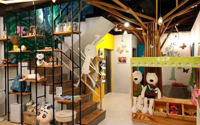 Slow Soup Hot Springs Hotel