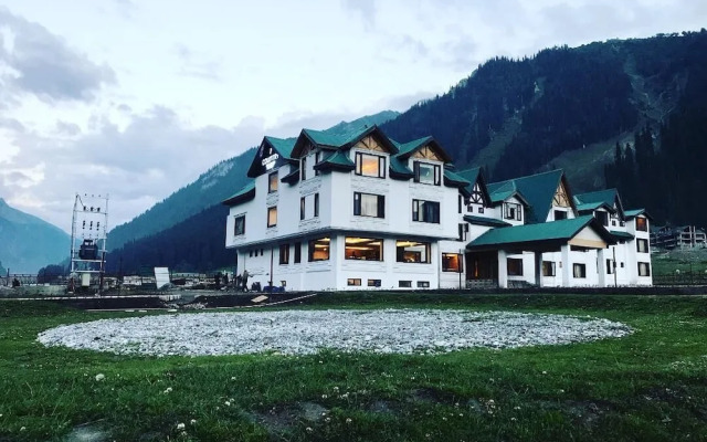 Country Inn & Suites by Radisson, Sonamarg