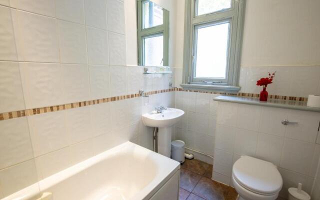 Woodthorpe Hotel