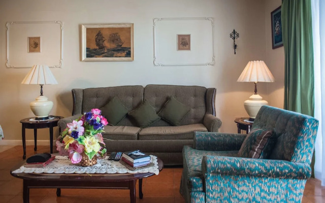 Ocean View Suit-Montego Bay Club Resort