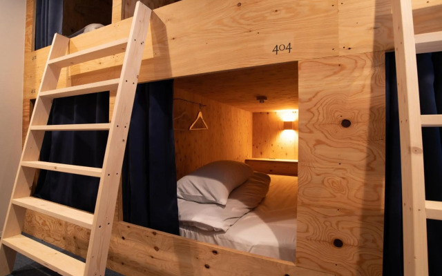 Akicafe Inn Guesthouse