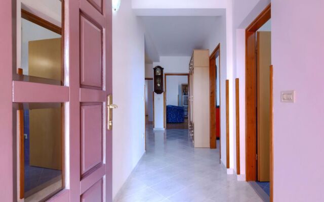 House Goga Labin