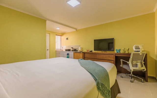 Rooi Santo Residence