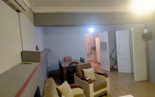 2 bedrooms central area located appartment 1floor