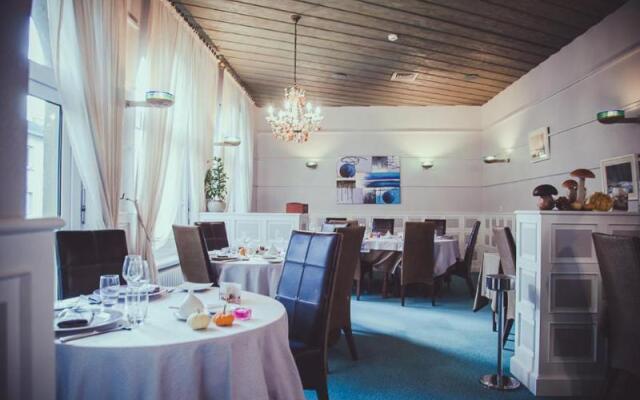 Logis Hotel Le Bourbon