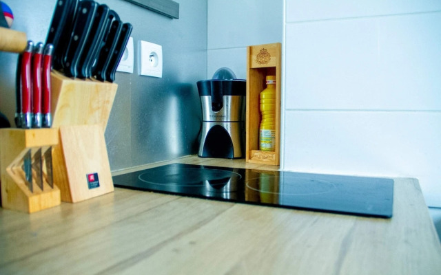 Charming Studio Near Louvres