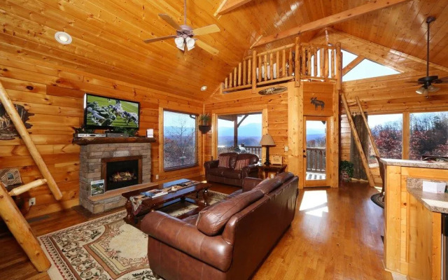 Howling Wolf - One Bedroom Cabin