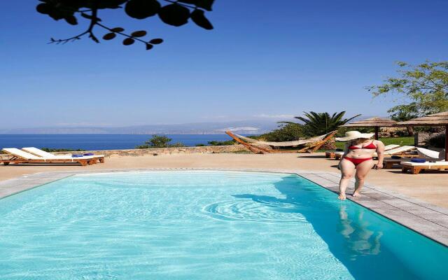 Breathtaking Views 4 Bedroom Villa