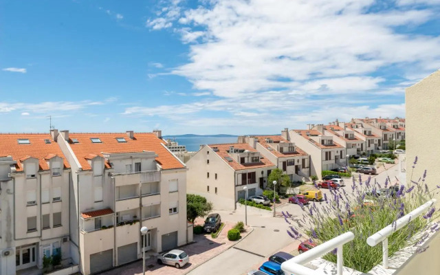 Apartments with WiFi Split - 17539