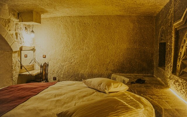 Ottoman Cave Junior