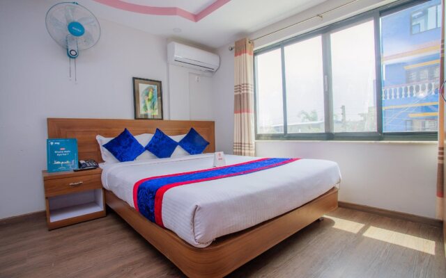 OYO 136 Hotel Om Plaza
