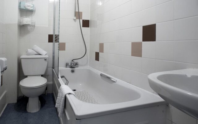 Lovat Hotel