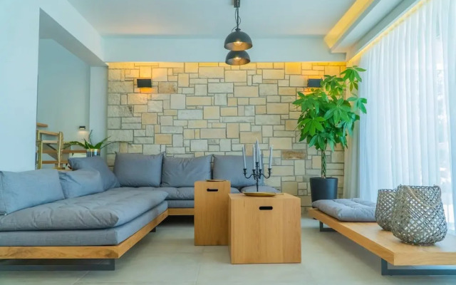 Carpe Diem Villa - Luxurious, 1,5km From The Beach