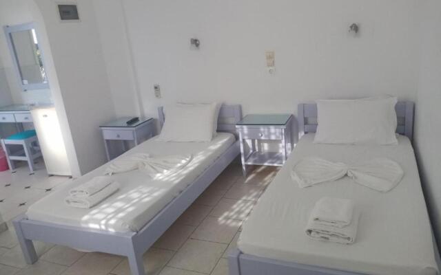 Nikolas Naousa Guesthouse I