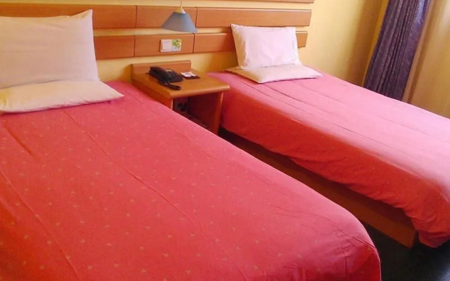 Home Inn Ouyang Road