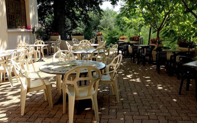 Logis Hôtel Chez la Mère Dépalle