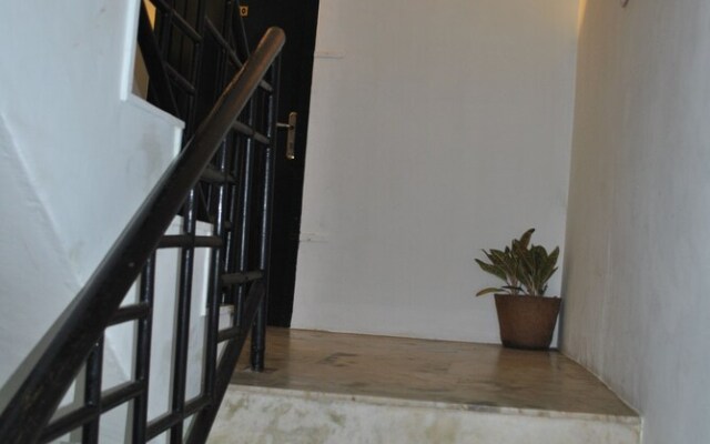 Newton Neelakanta Boutique – Kovalam