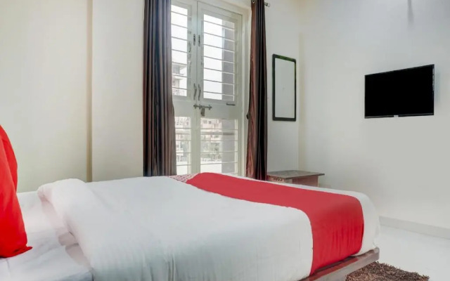 Tanishq Executive by OYO Rooms
