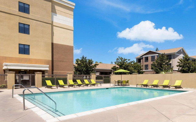 SpringHill Suites by Marriott Fresno