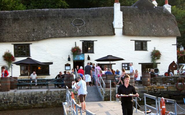 Waterside Holiday Cottages