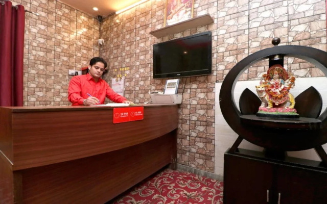 Hotel Rr Villa By OYO Rooms