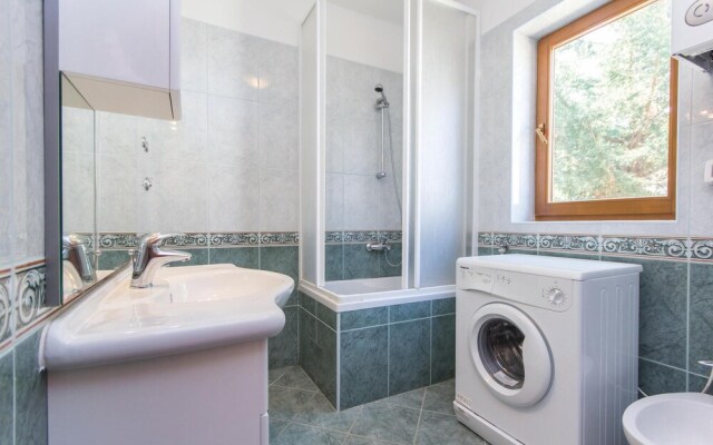 Stunning Home in Pula With Wifi and 4 Bedrooms