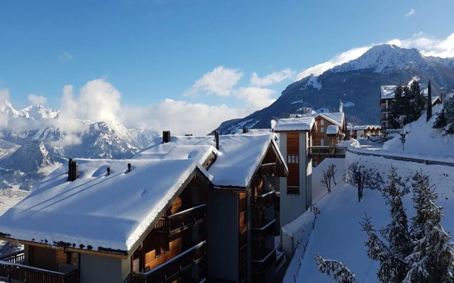 Apartment in the Heart of Valley