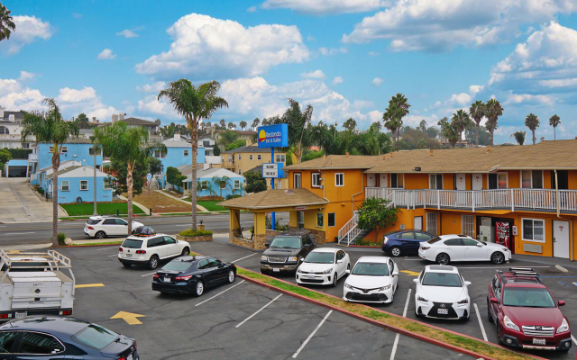 Redondo Inn and Suites