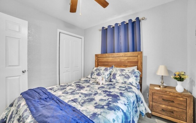 Cozy Plant City Home by RedAwning