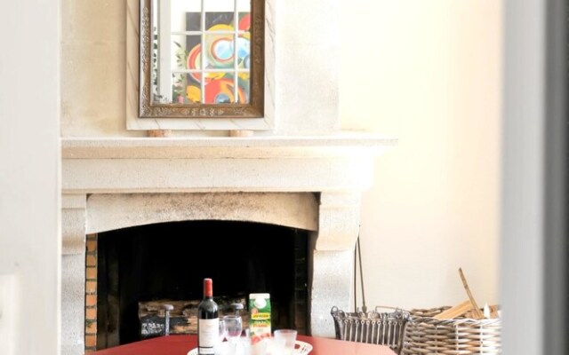 House With 3 Bedrooms in Bayon-sur-gironde, With Pool Access, Enclosed