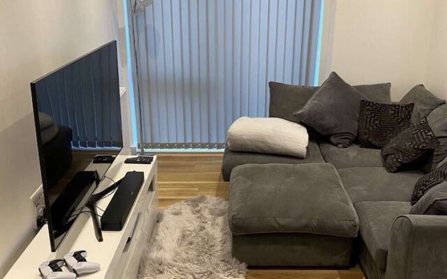 1BD Lovely & High End Apartment London