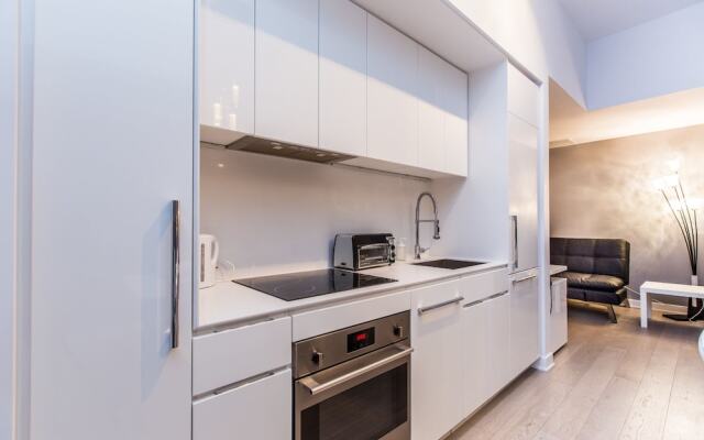 Tour Des Canadien Luxury Sky Condos