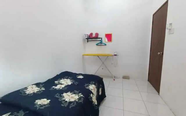 OYO Homes 90606 Casaria Cherating