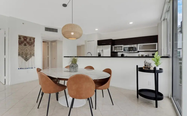 Roami at Sunny Isles