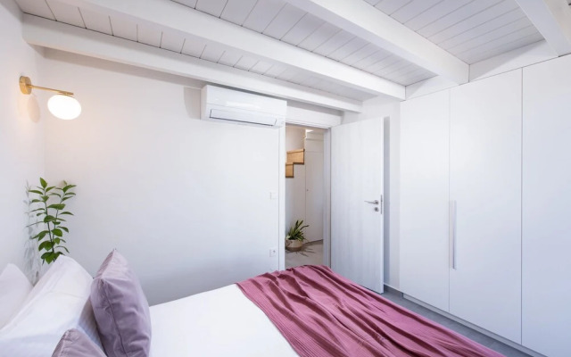Theros Residence