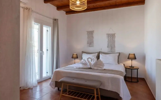 Myrsini Traditional Hillside Cottage