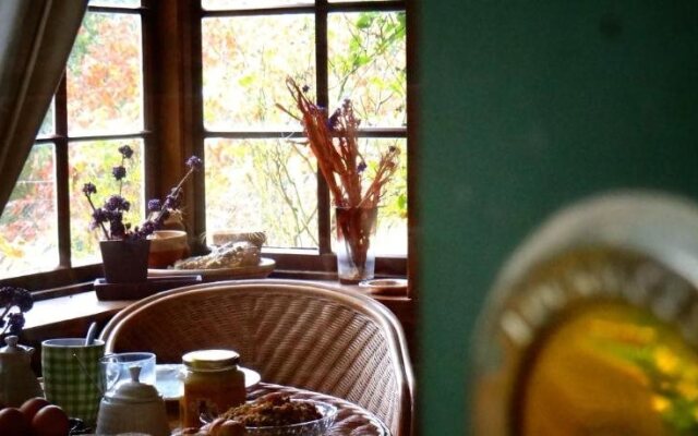 Arden Country House