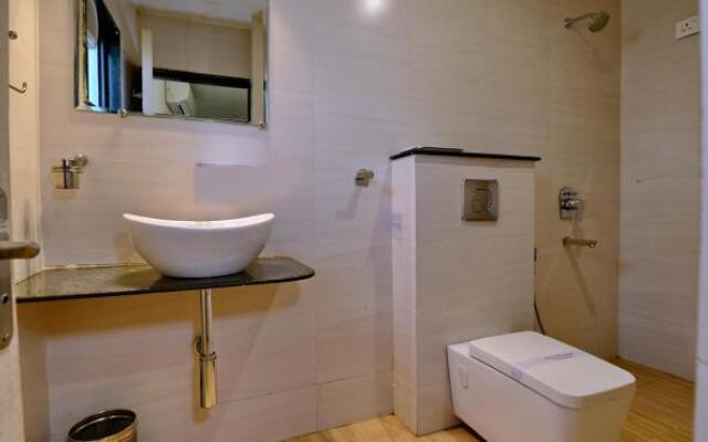 OYO Flagship 23530 Smriti Star Hotel