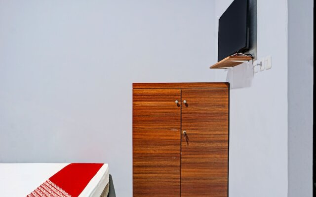 OYO 91219 Adhyaksa Homestay Makassar